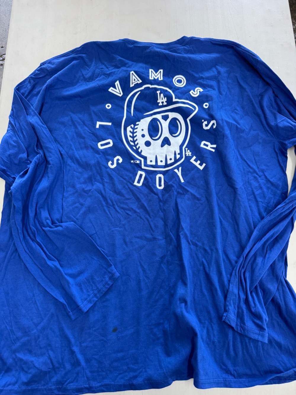 Dodgers nwot fanatics 3XL. Small stain on back. See pics.